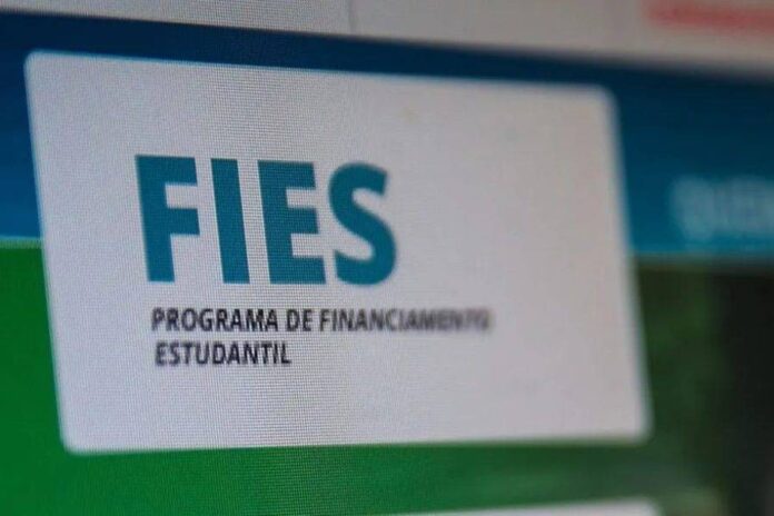 Último Dia: Estudantes Podem Renegociar Dívidas Do Fies Com Descontos Último Dia: Estudantes Podem Renegociar Dívidas Do Fies Com Descontos
