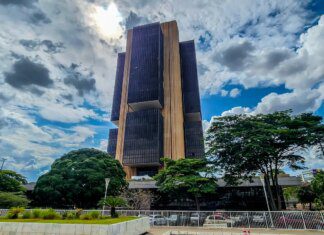 Boletim Focus: mercado reduz projeção da inflação para 4,9% Boletim Focus: mercado reduz projeção da inflação para 4,9%