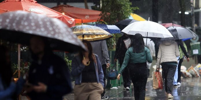 Defesa Civil de SP alerta para temporais severos entre sexta Defesa Civil de SP alerta para temporais severos entre sexta e sábado