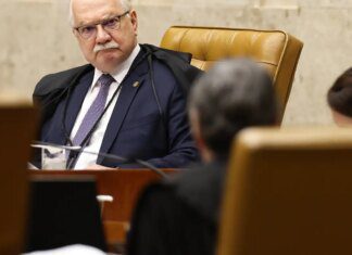 Fachin vira relator de investigação sobre relação de Moraes e Vorcaro Fachin vira relator de investigação sobre relação de Moraes e Vorcaro