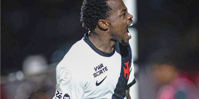 Vasco e Palmeiras avançam e se enfrentam na semi da Vasco e Palmeiras avançam e se enfrentam na semi da Copa do Brasil