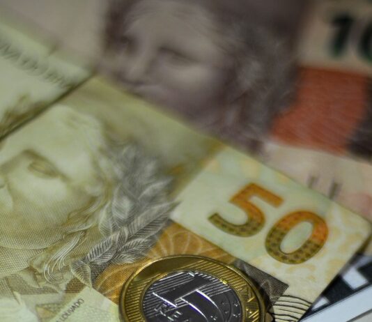 IBC-BR recua 0,2% em julho; resultado representa alta de 1% em um ano