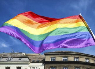 Parada LGBT+ Da Bahia Terá 13 Trios Em Salvador Neste Domingo; Confira