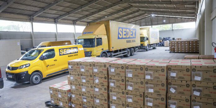 Eleições: 500 mil urnas serão utilizadas na votação deste domingo (4)